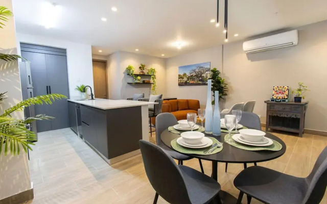 The Regal Condo by Acomodo Casco Viejo