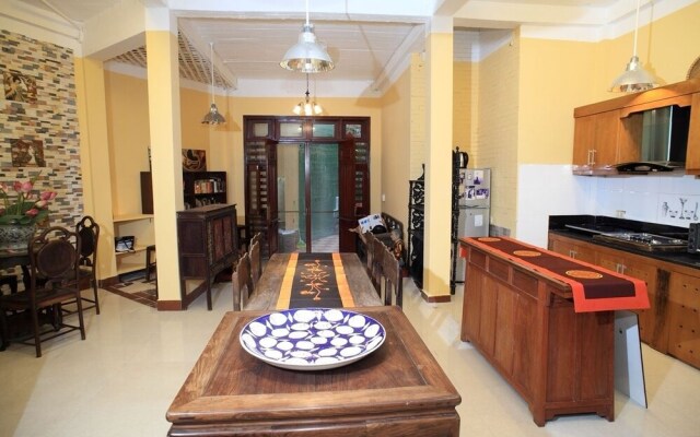 Hanoi Luxury Antique