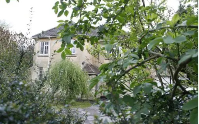 Green Hedges - self catering