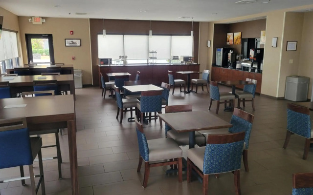Comfort Suites Macon