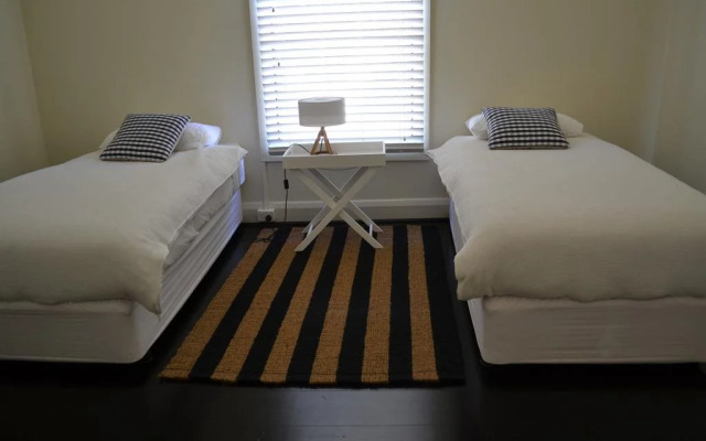 20 Hill Avenue Bed & Breakfast