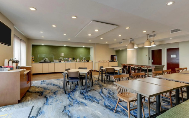 Fairfield Inn & Suites Dallas Las Colinas