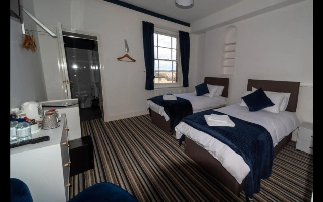 OYO Lord Kitcheners Guest House