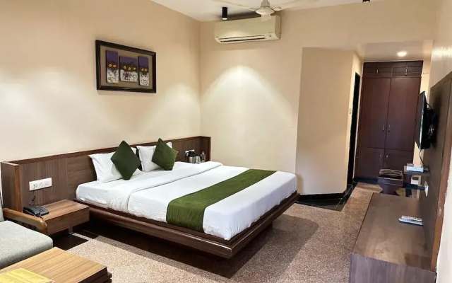 Hotel Mount Regency