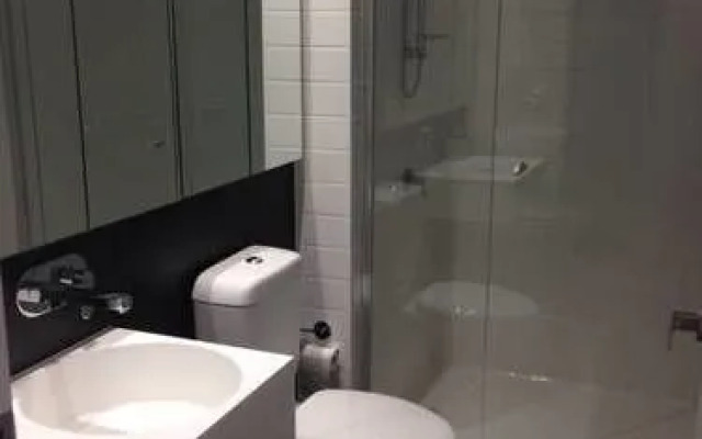 Southern Cross CBD Apartment