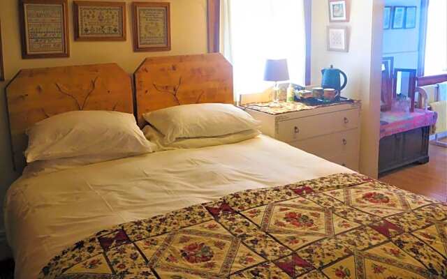 Oaklands Bed and Breakfast