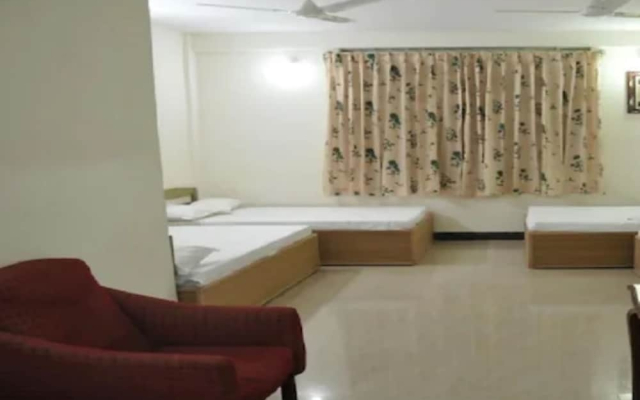 Goroomgo Mahalakshmi Comfort Mysore