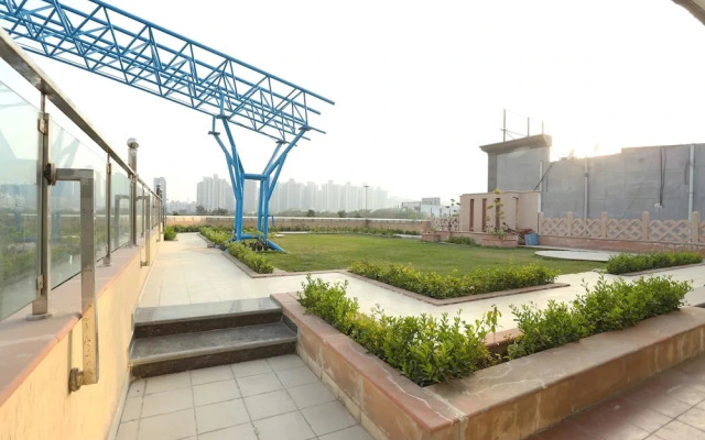 Hotel Parktel By OYO Rooms