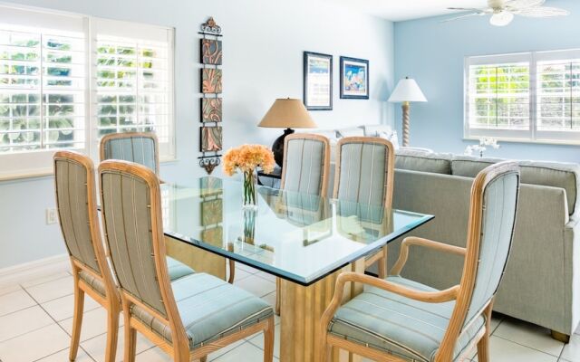 Regal Beach Club by Cayman Villas