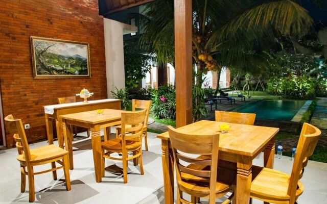 Flamboyant Villa Ubud