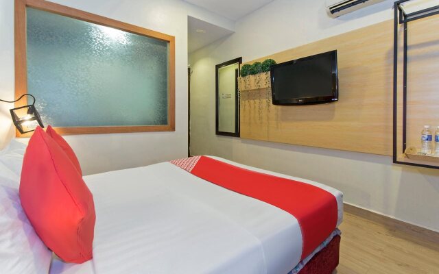 OYO 417 Raintree Boutique Hotel