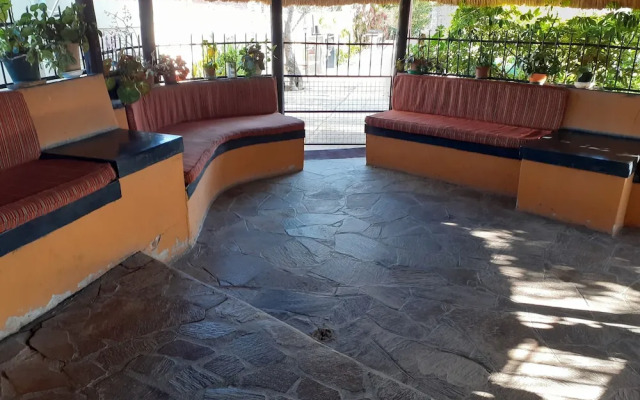 Beautiful 2-bedroomed Guest Cottage in Harare