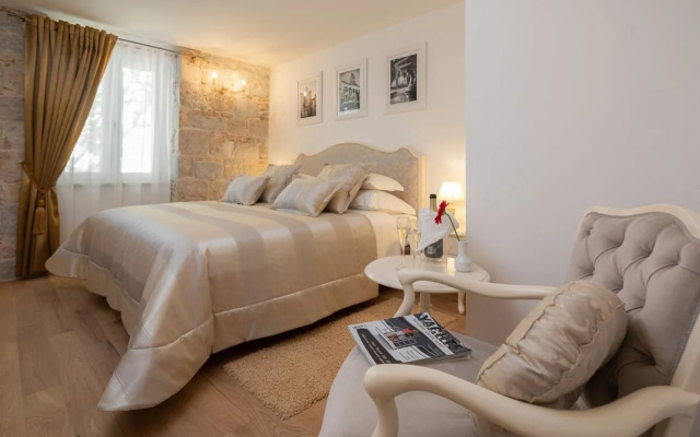 Priska Med Luxury Rooms