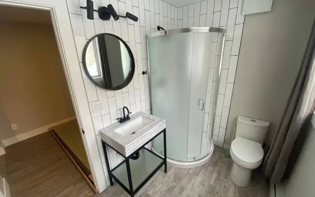 Newly Renovated 1br1ba With Asian Style