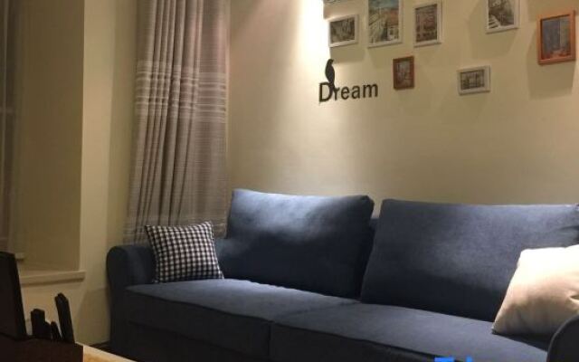 Yijiayi Holiday Hotel
