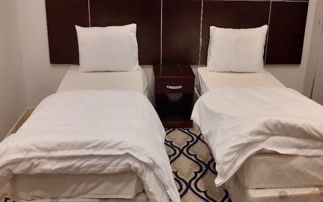 OYO 537 Dahtham Furnished Units