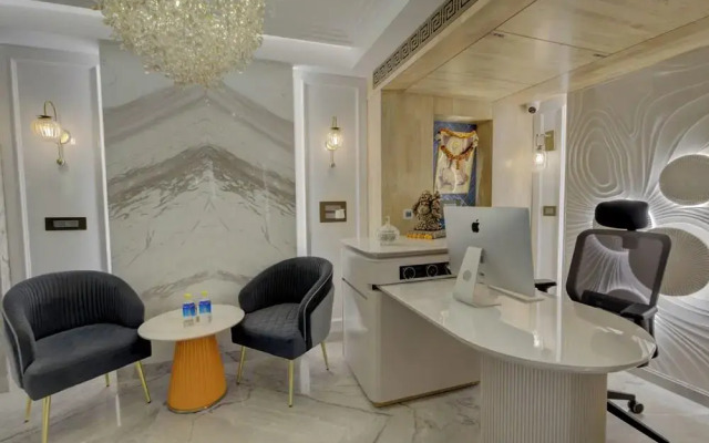 Empire Platinum Suites