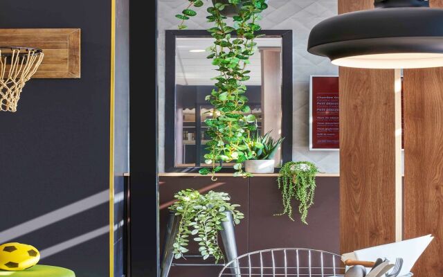 ibis Clamart Paris Velizy