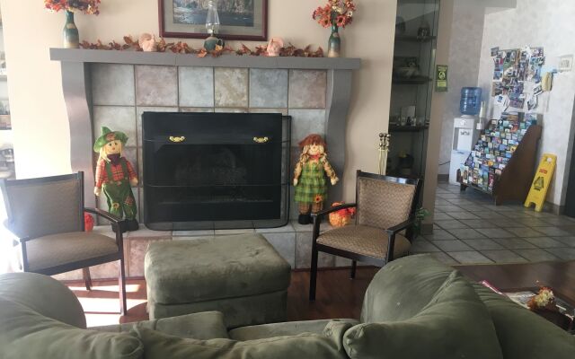 Mountain Inn & Suites