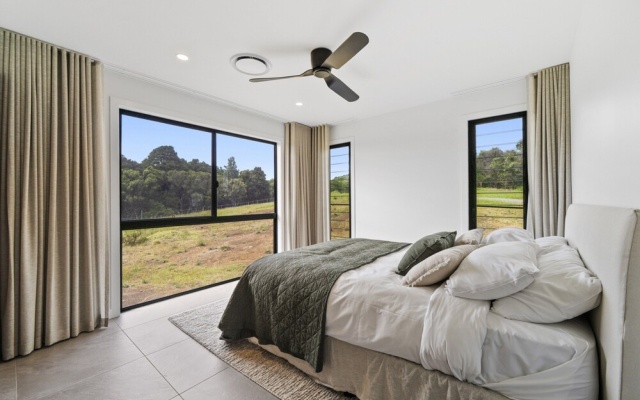 Scenic House With Private Yard & BBQ Area – Guest Rooms – Gold Coast