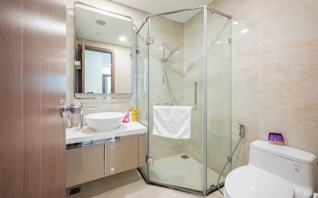 The Emerald Suites at Landmark 81