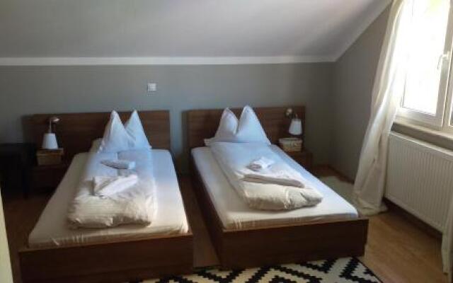 Pensiune Restaurant La Cassa