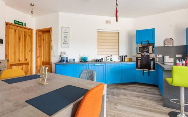 Gozo Escape, 2-bed Apartment in Marsalforn