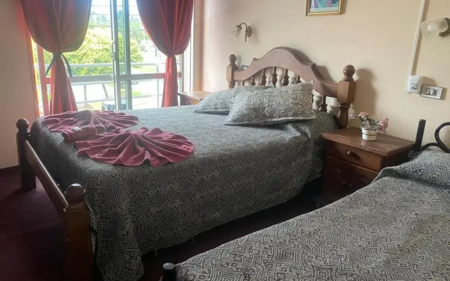 Hotel Kin