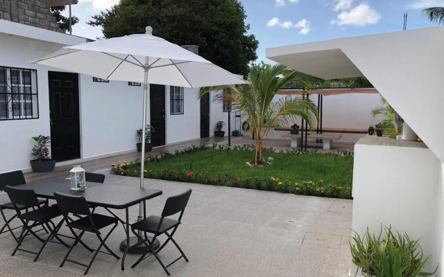 Vacation Rental - Standard Room at Casa Cocoa