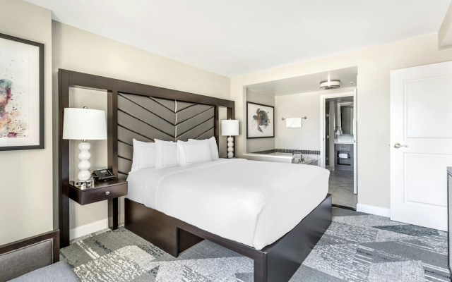 Hilton Grand Vacations Club on the Las Vegas Strip - Image 6