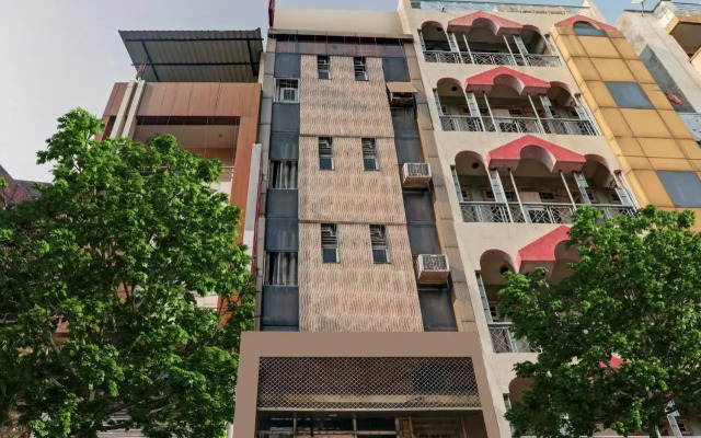 Oyo Flagship 80620 Hotel The Gagan
