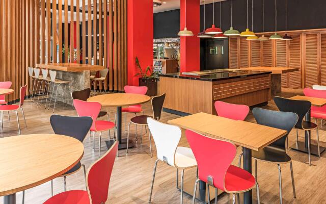 ibis Blumenau