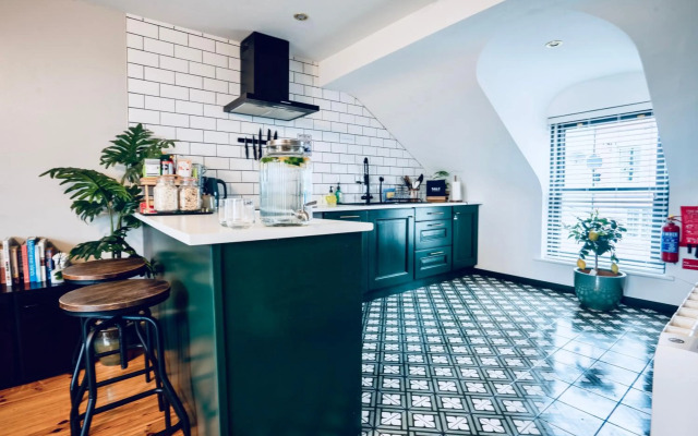 Modern Penthouse Apartment in Cobh Town