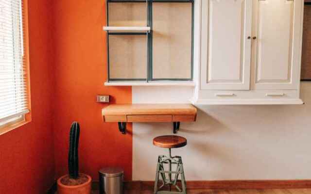 The House Tour Hotel with The Potting Shed