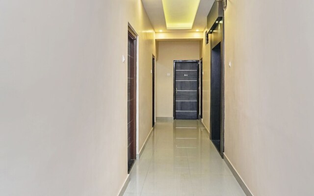OYO 24932 Hotel Royal Stay
