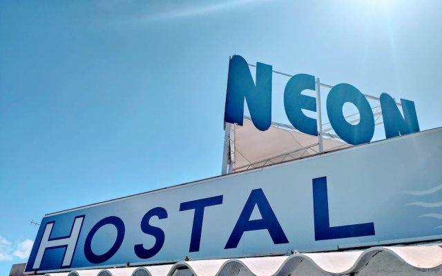 Hostel Neon