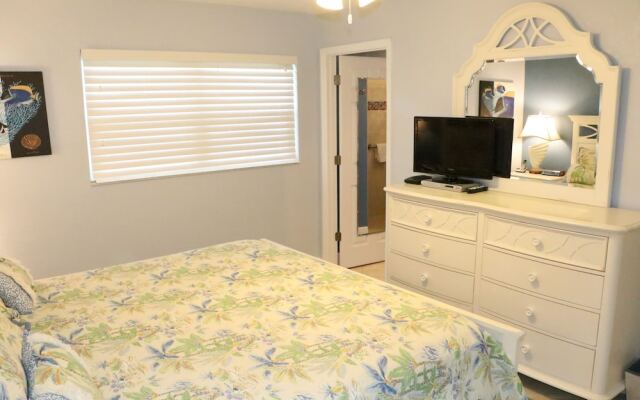 Jamaica Royale 076 - 2 Br Condo