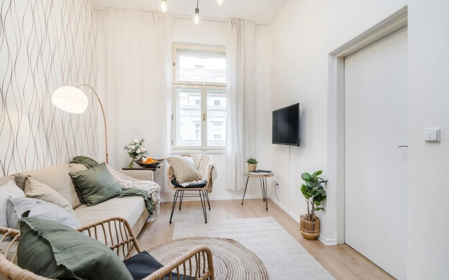 Charm APTs in Prague by Michal&Friends