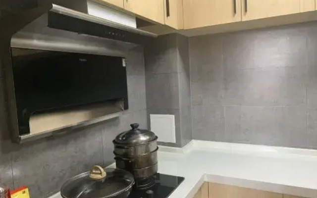 Aishe Honeymoon Seaview Inn