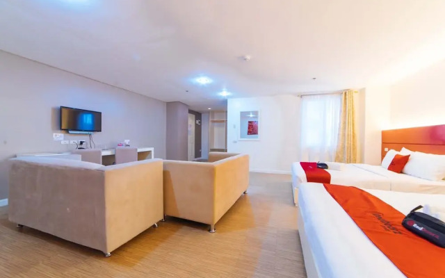 Reddoorz Plus @ Hotel Metro