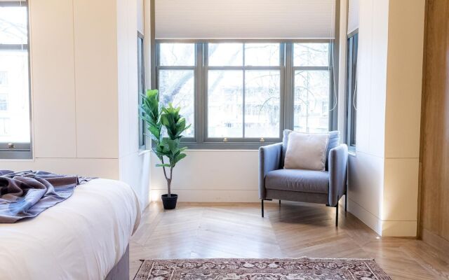 Five Bedroom Near Camden Arts Centre by Bevilla