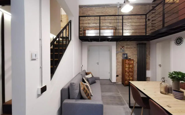 The Address Loft 22ppl