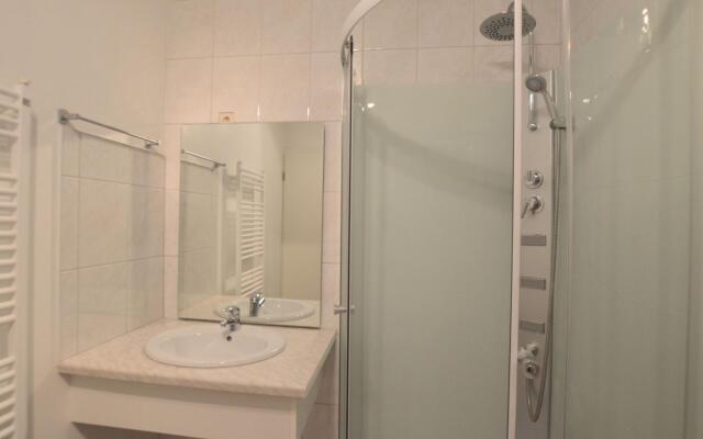 Cozy Holiday Home in Robertville with Sauna