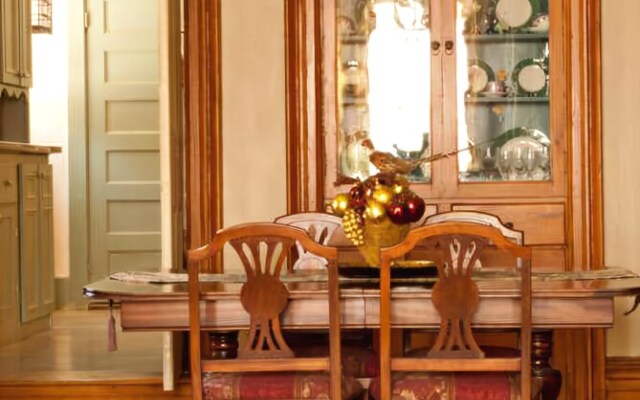 Pine Street Inn B&B