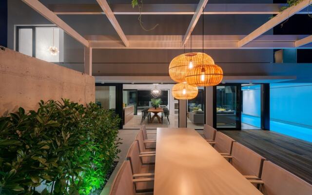 Luxury Villa Dominus With Swimming Pool