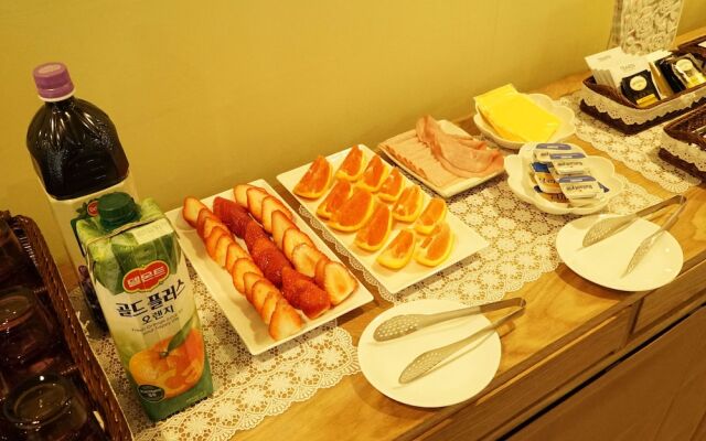 Soo Guesthouse Myeongdong