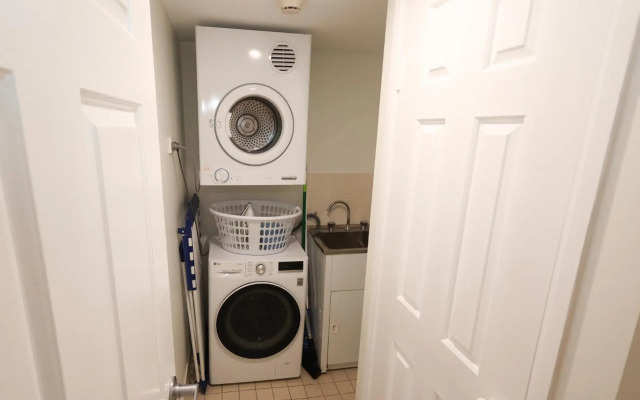 White Crest Apartments