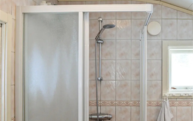Stunning Home in Tyresö With Wifi and 3 Bedrooms