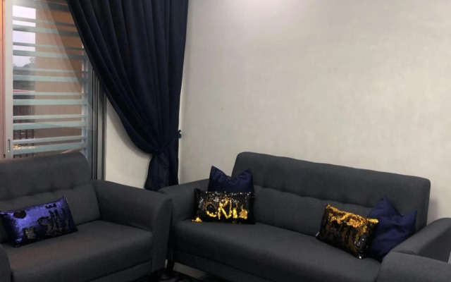 Ramadhina Eagle Eye View Home2stay Emerald Avenue