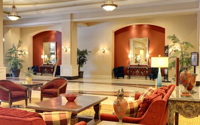 The Grand Hotel - Salem